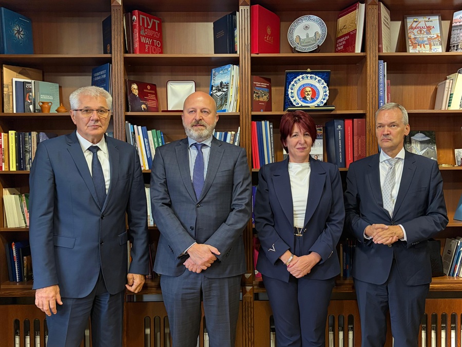 Ambasadori Holandije i Belgije posetili Državni univerzitet