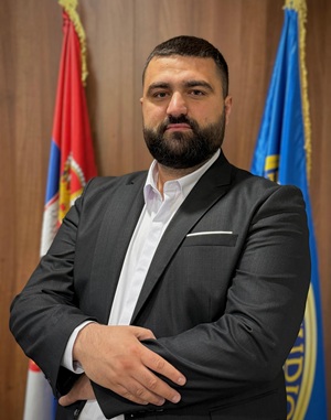 Izet Cama